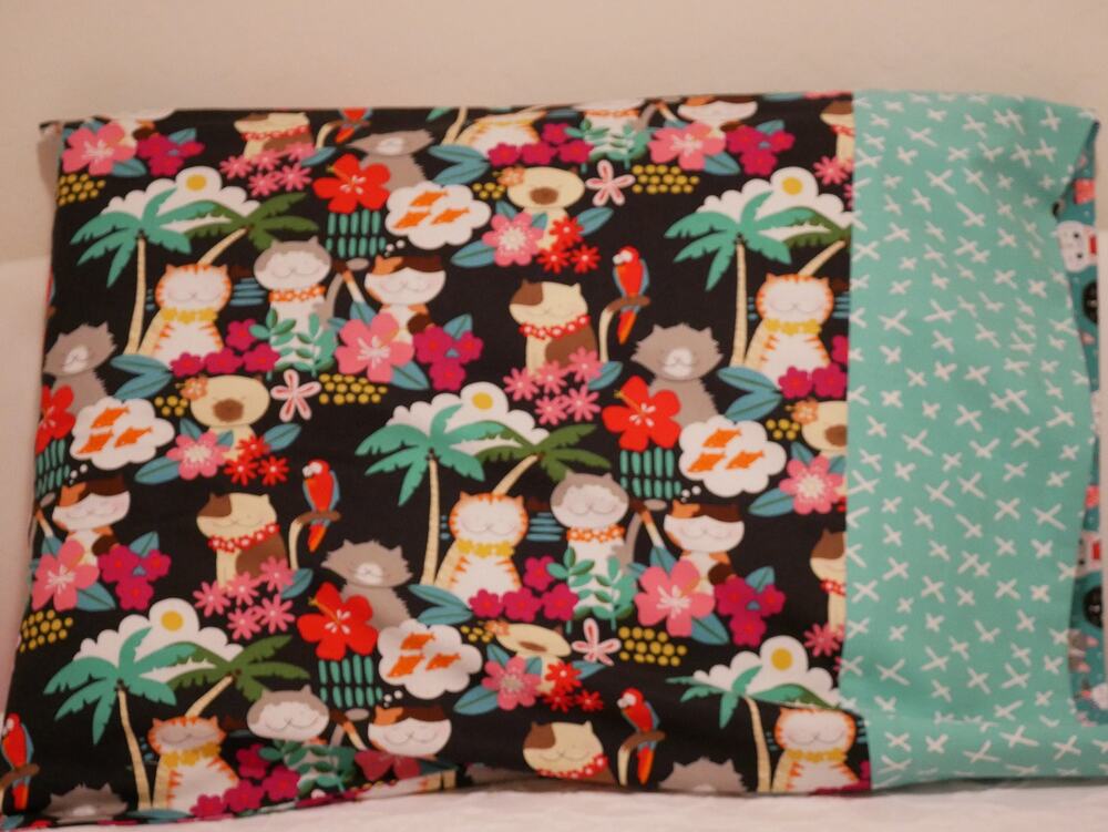 Handmade Hawaiian Cats Standard Set of Pillowcases, Alexander Henry Cotton
